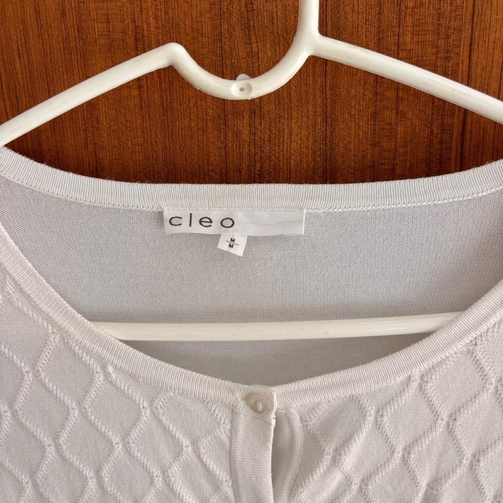 Cleo White Diamond Texture Knit Button Front Cardigan Size M - Picture 5 of 12